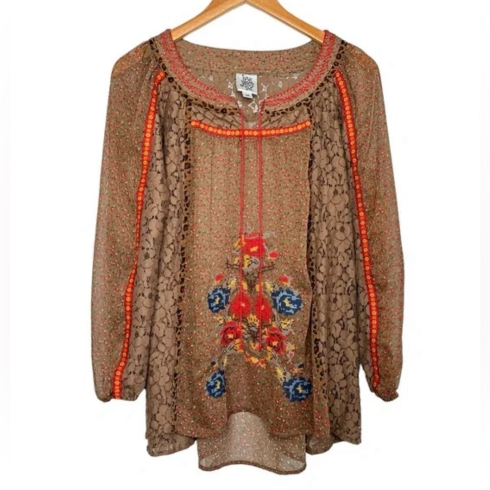 Ivy Jane Boho Embroidered Tunic Top